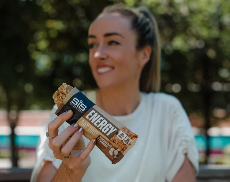 DUAL FUNCTION CARBOHYDRATE AND PROTEIN BAR