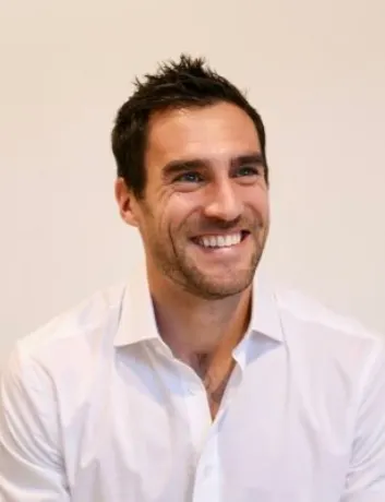 PROFESSOR JAVIER GONZALEZ